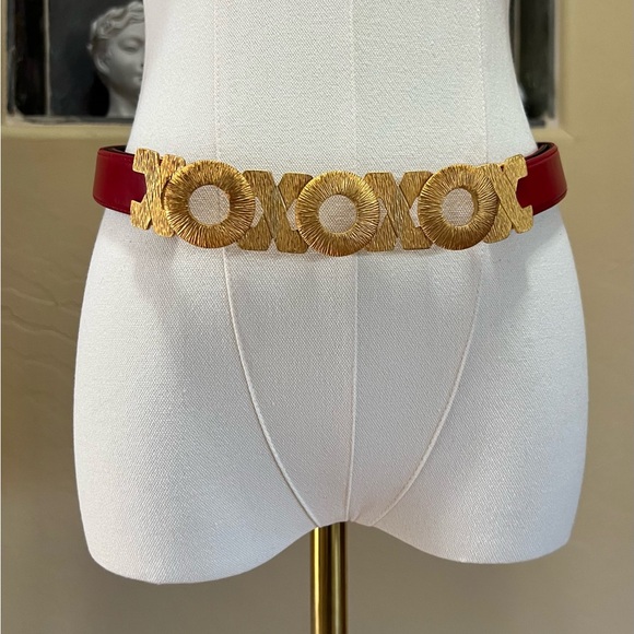 Vintage St John 90s Belt Gold XOXO Belt Buckle on Red Belt main image 11